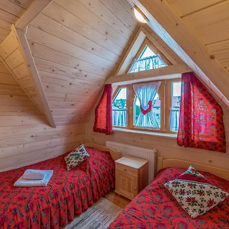 Chalet W Bialce Z Jacuzzi W Ogrodzie
