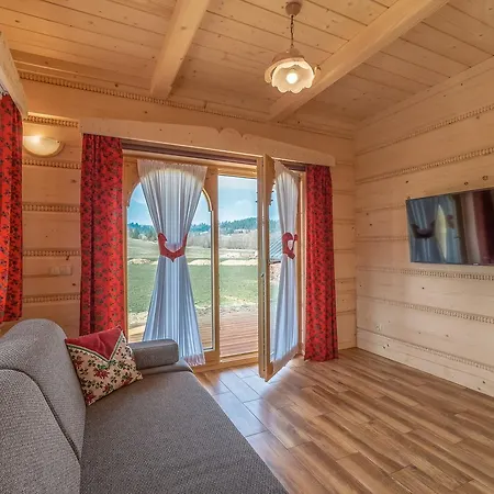 W Białce Z Jacuzzi W Ogrodzie Domek alpejski