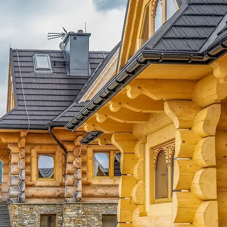 W Bialce Z Jacuzzi W Ogrodzie Horská chata Białka Tatrzańska