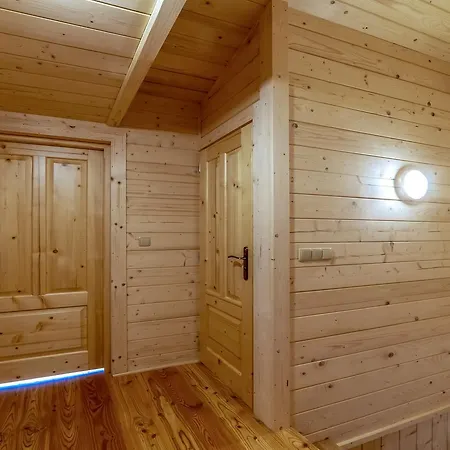 W Białce Z Jacuzzi W Ogrodzie *