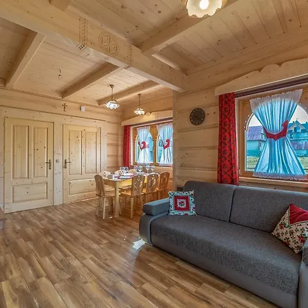 W Bialce Z Jacuzzi W Ogrodzie Chalet