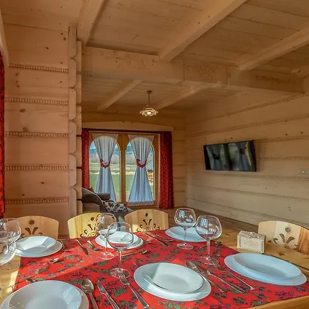 W Bialce Z Jacuzzi W Ogrodzie *